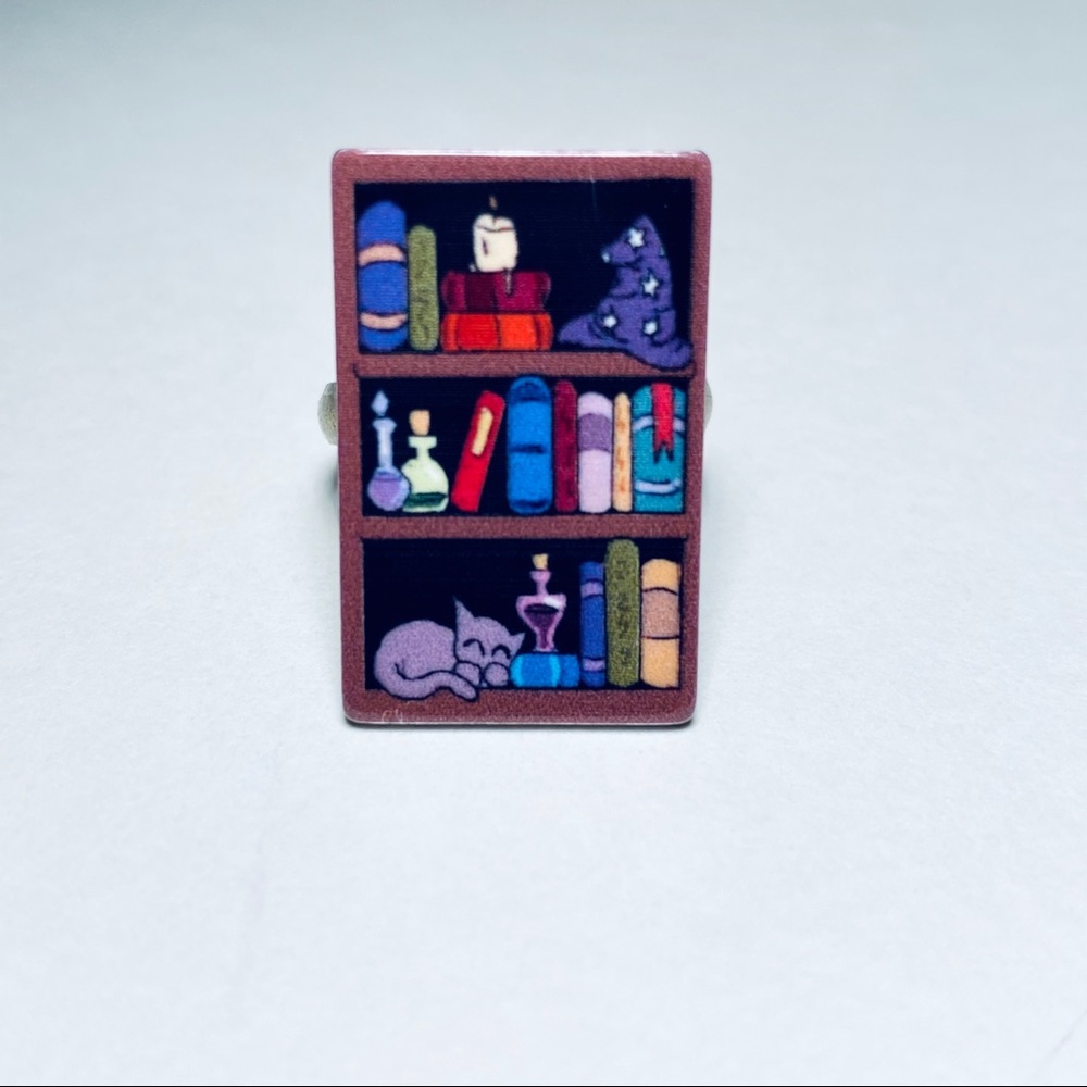 Magic Bookshelf Ring